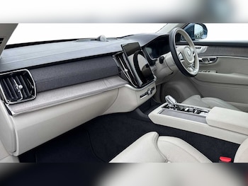 Used Volvo XC90 2025 for sale - 78139719: Photo