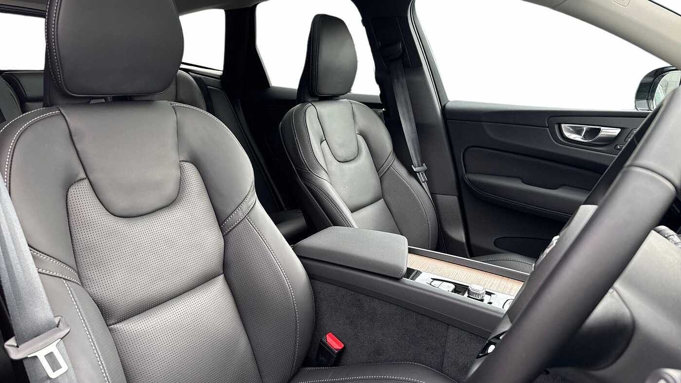 Used Volvo XC60 2025 for sale - 76679288: Photo 9