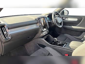 Used Volvo XC40 2025 for sale - 78309771: Photo