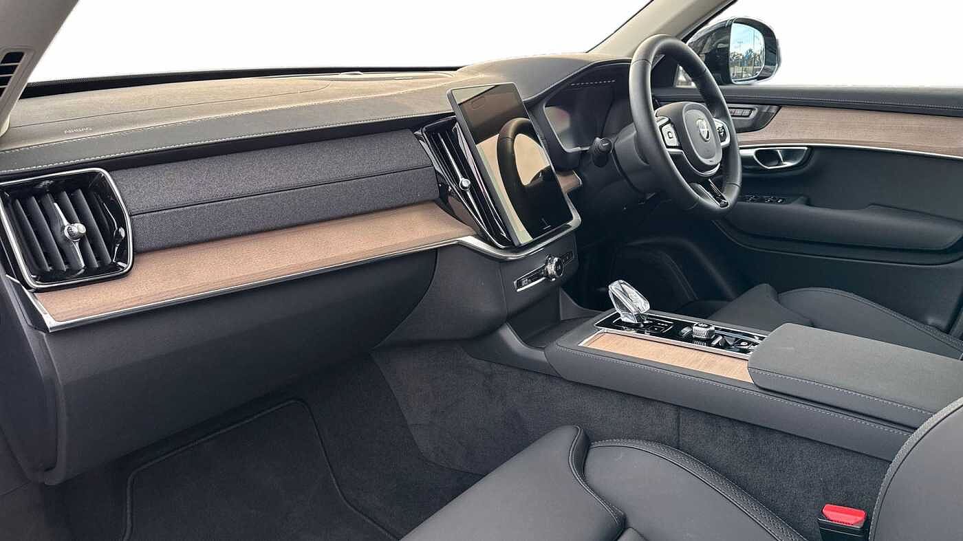 Used Volvo XC90 2025 for sale - 76678242: Photo 4