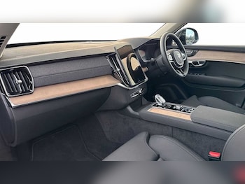 Used Volvo XC90 2025 for sale - 76678242: Photo