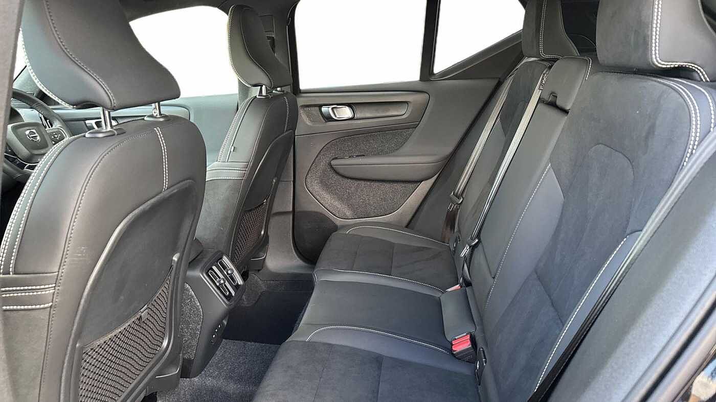 Used Volvo XC40 2025 for sale - 76680589: Photo 10