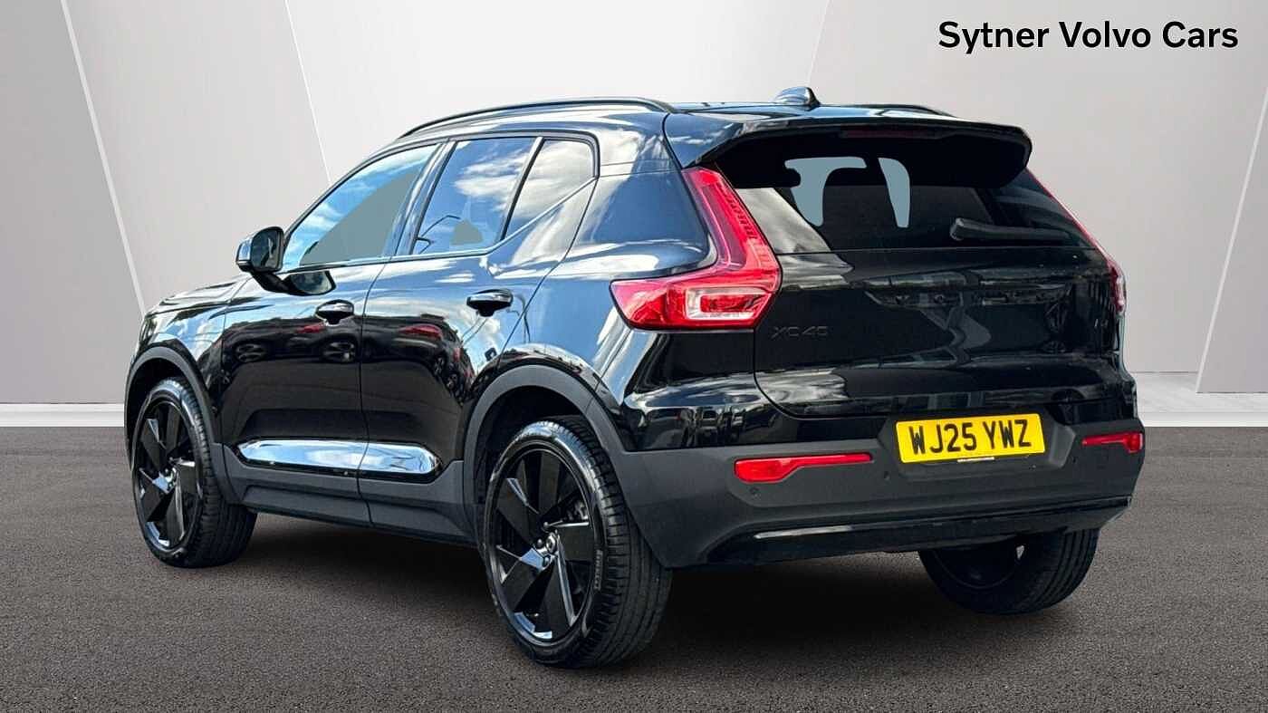 Used Volvo XC40 2025 for sale - 76680589: Photo 2