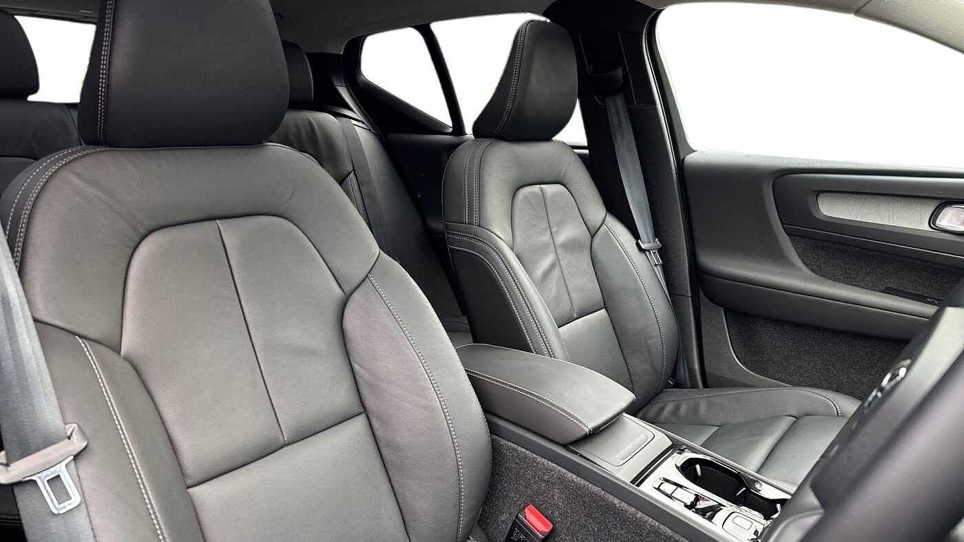 Used Volvo XC40 2025 for sale - 77687225: Photo 9