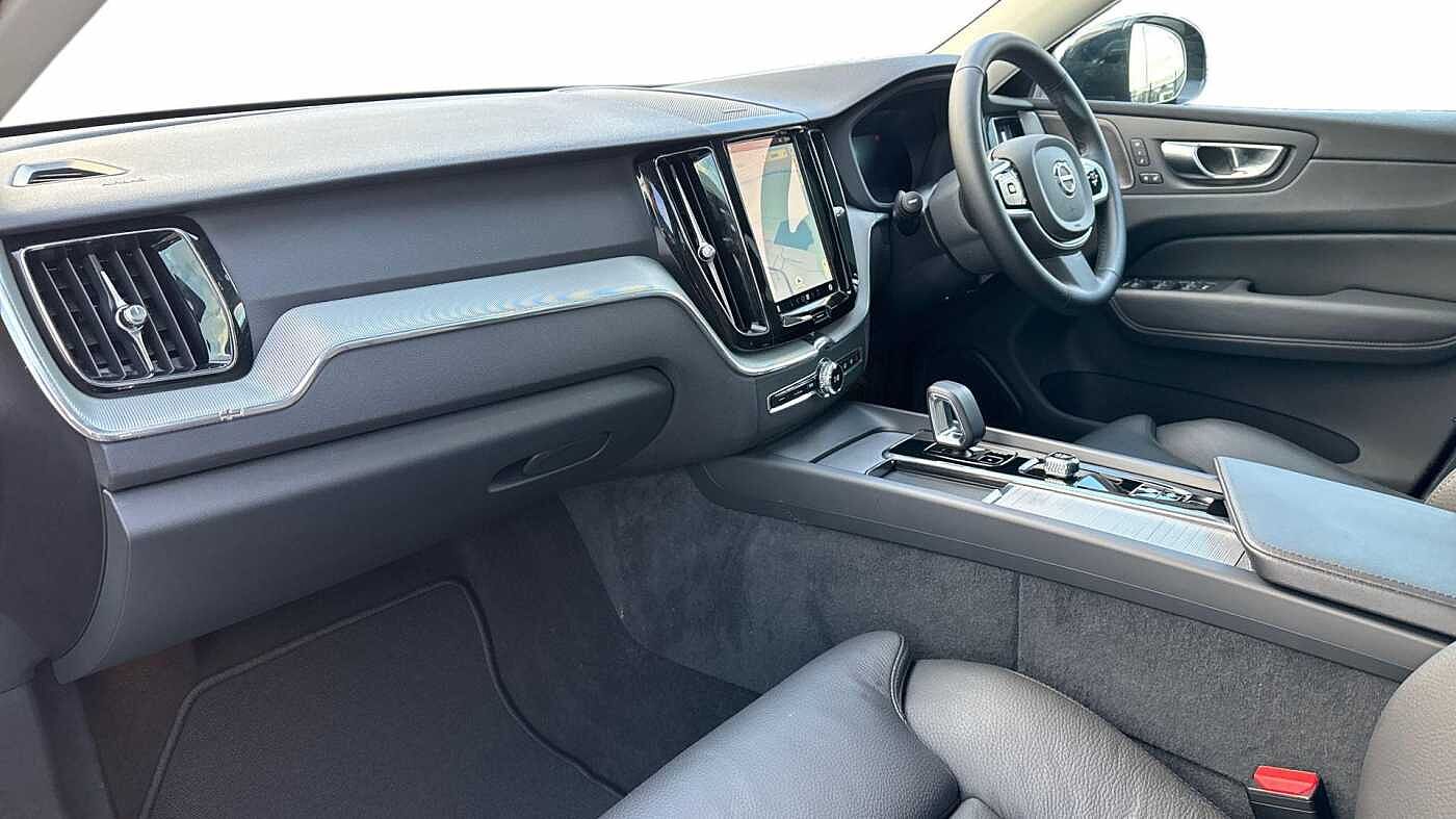 Used Volvo XC60 2025 for sale - 76927729: Photo 4