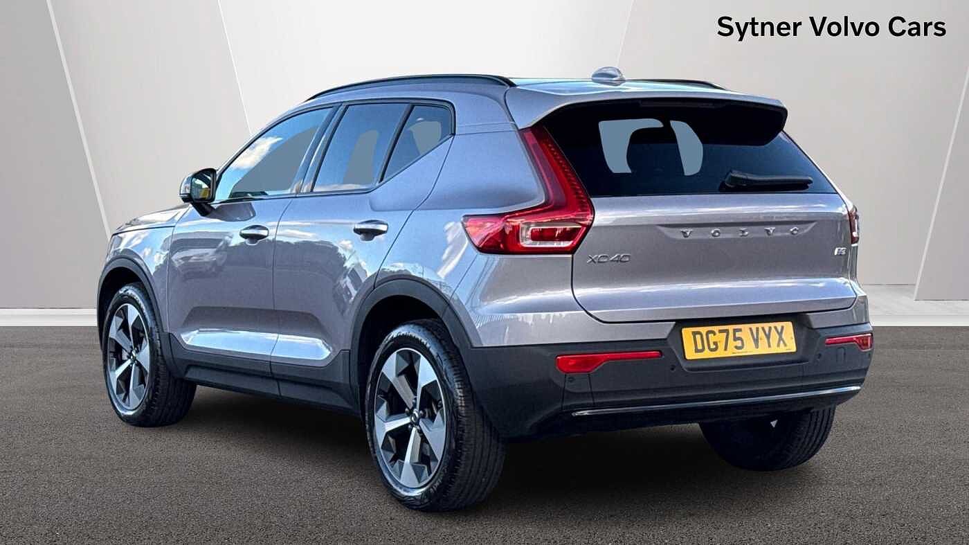 Used Volvo XC40 2025 for sale - 76679509: Photo 2