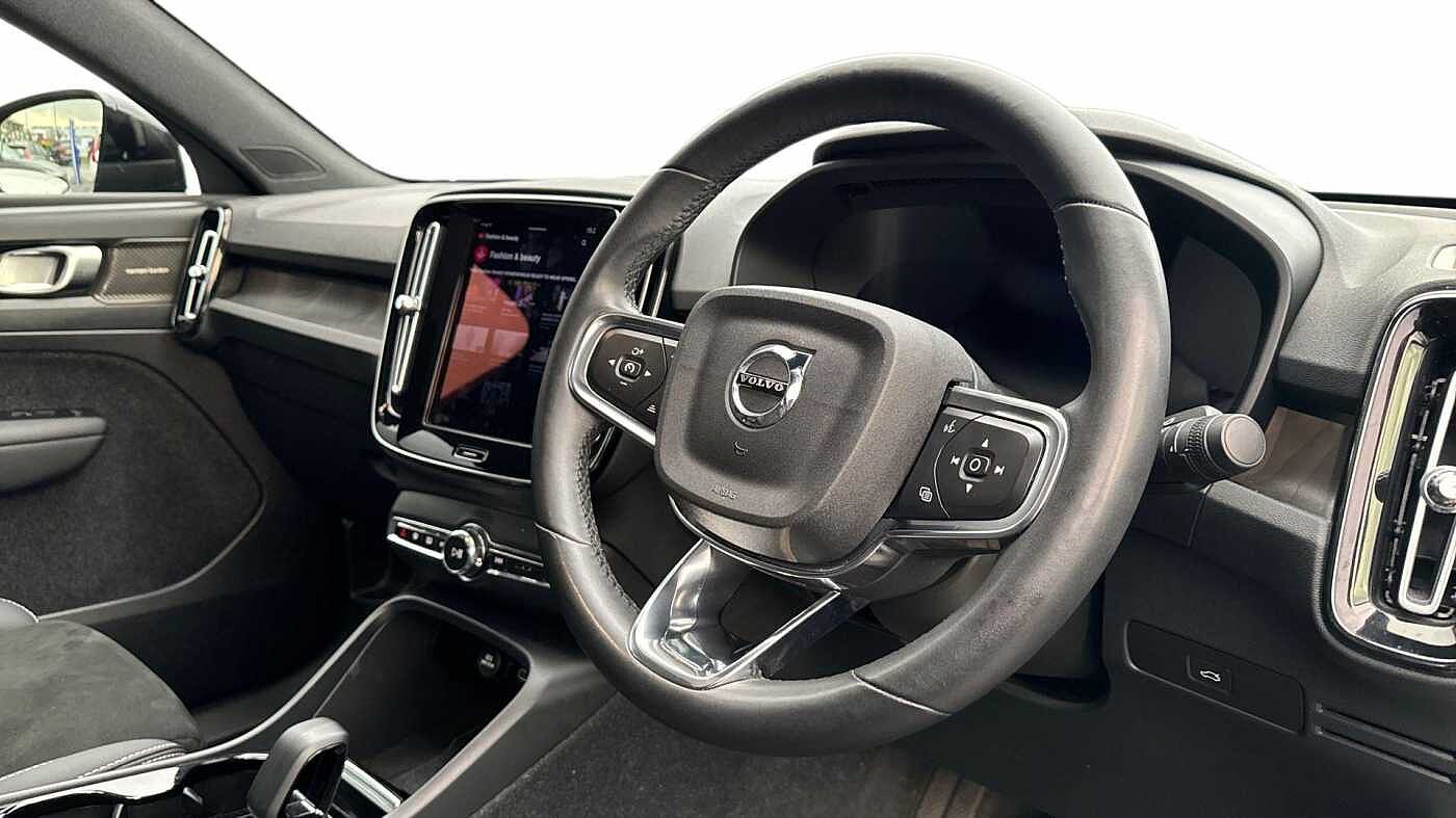 Used Volvo C40 2023 for sale - 76676291: Photo 5