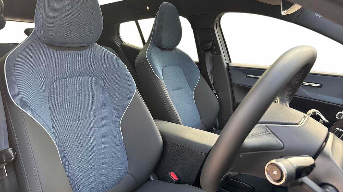 Used Volvo EX30 2025 for sale - 76678050: Photo 9