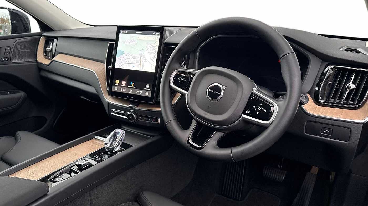 Used Volvo XC60 2025 for sale - 76692472: Photo 5