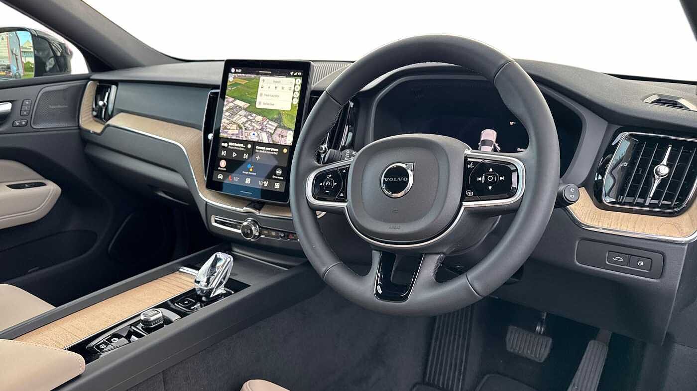 Used Volvo XC60 2025 for sale - 78145577: Photo 5