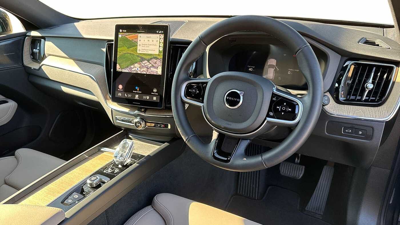 Used Volvo XC60 2025 for sale - 76678468: Photo 5