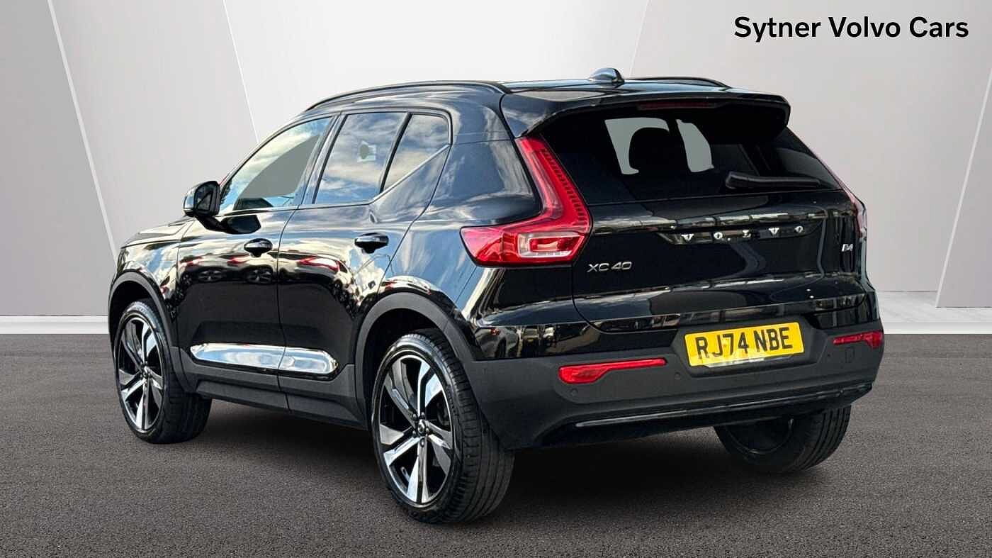 Used Volvo XC40 2024 for sale - 76678816: Photo 2