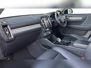 Used Volvo XC40 2024 for sale - 76678816: Photo