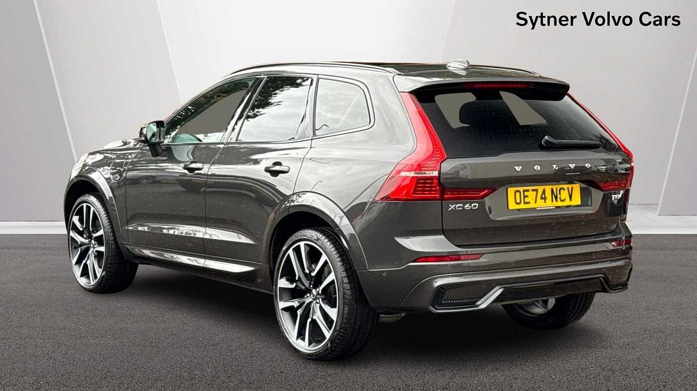 Used Volvo XC60 2024 for sale - 76677526: Photo 2