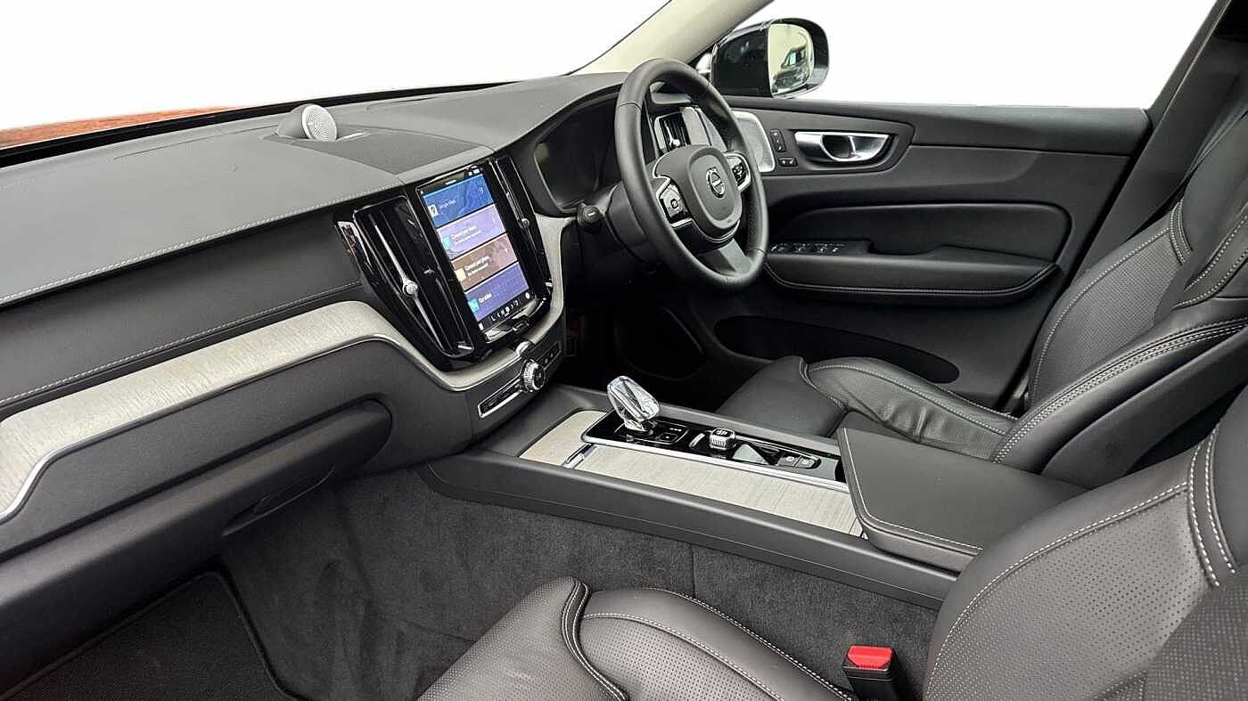 Used Volvo XC60 2024 for sale - 76677526: Photo 4