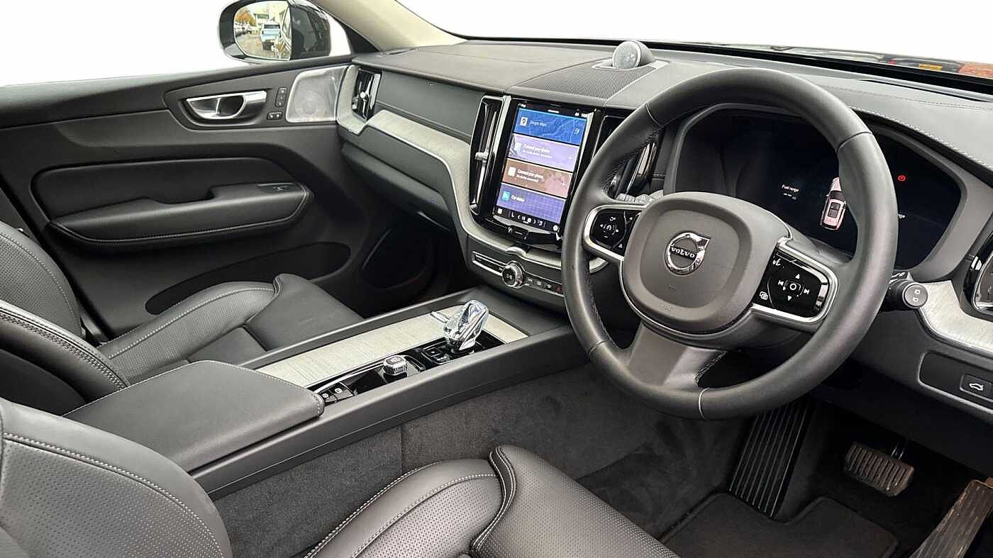 Used Volvo XC60 2024 for sale - 76677526: Photo 5