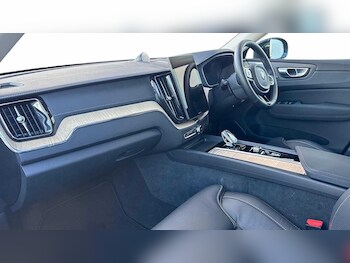 Used Volvo XC60 2025 for sale - 78209751: Photo