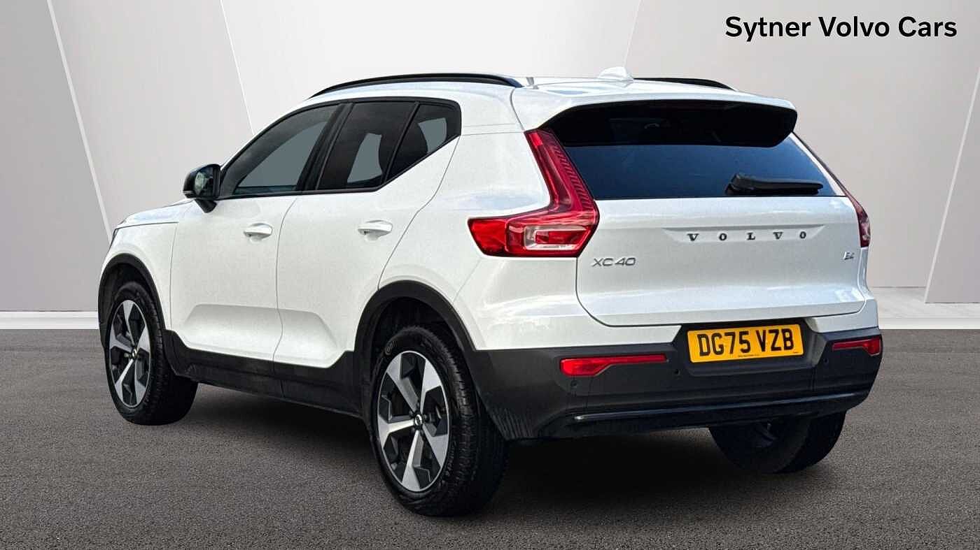 Used Volvo XC40 2025 for sale - 76678257: Photo 2