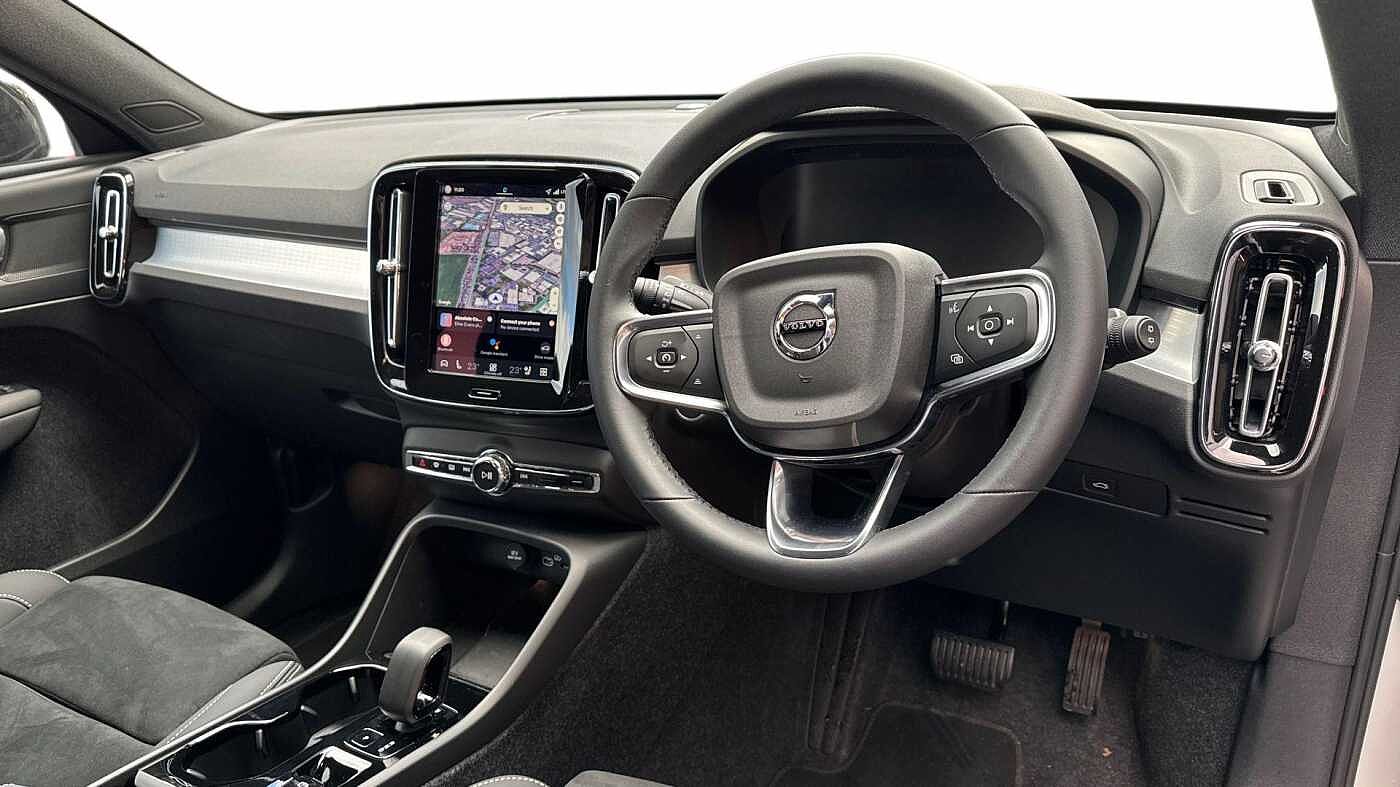 Used Volvo XC40 2025 for sale - 76678257: Photo 5