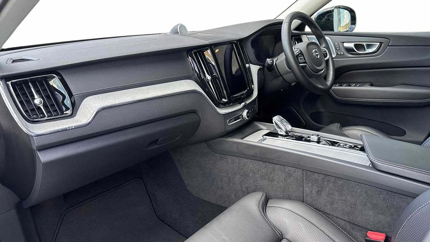 Used Volvo XC60 2024 for sale - 76677929: Photo 4