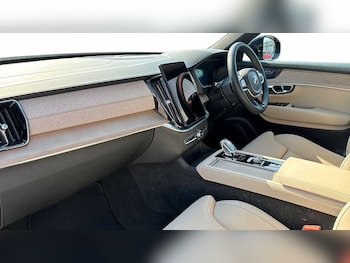 Used Volvo XC90 2025 for sale - 78038336: Photo