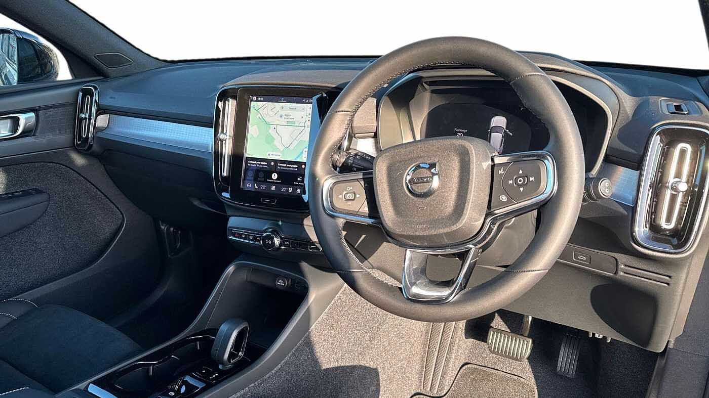 Used Volvo XC40 2026 for sale - 78149001: Photo 5