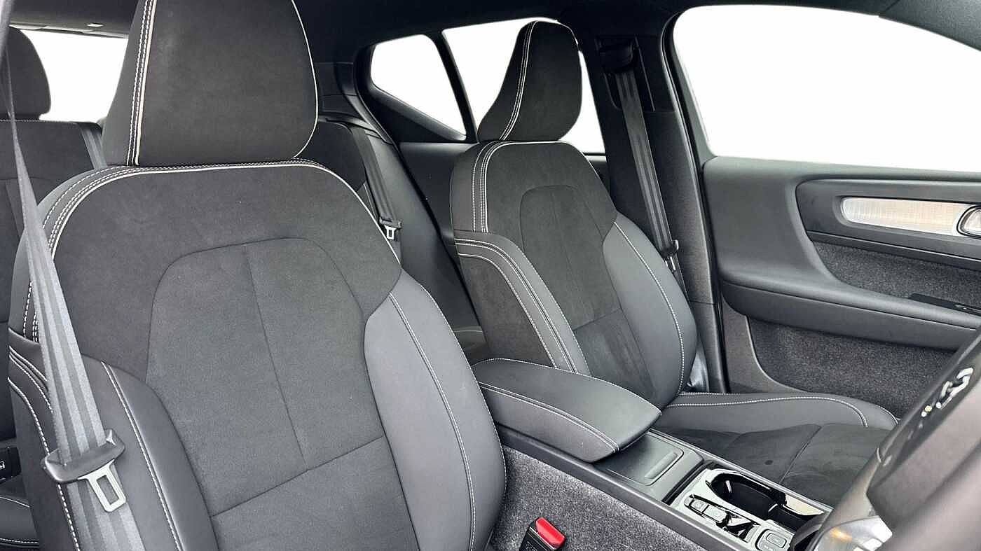 Used Volvo XC40 2025 for sale - 78121336: Photo 9