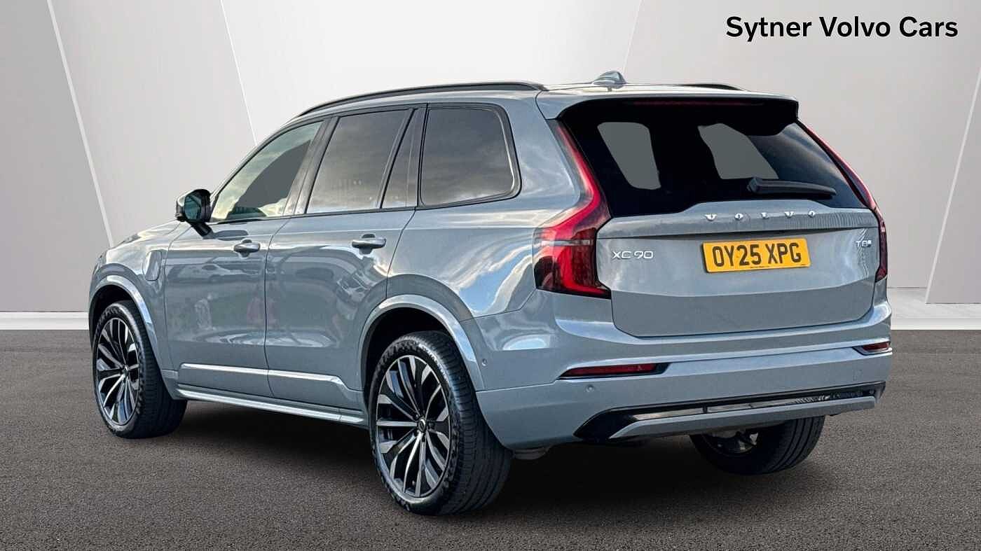 Used Volvo XC90 2025 for sale - 76681509: Photo 2