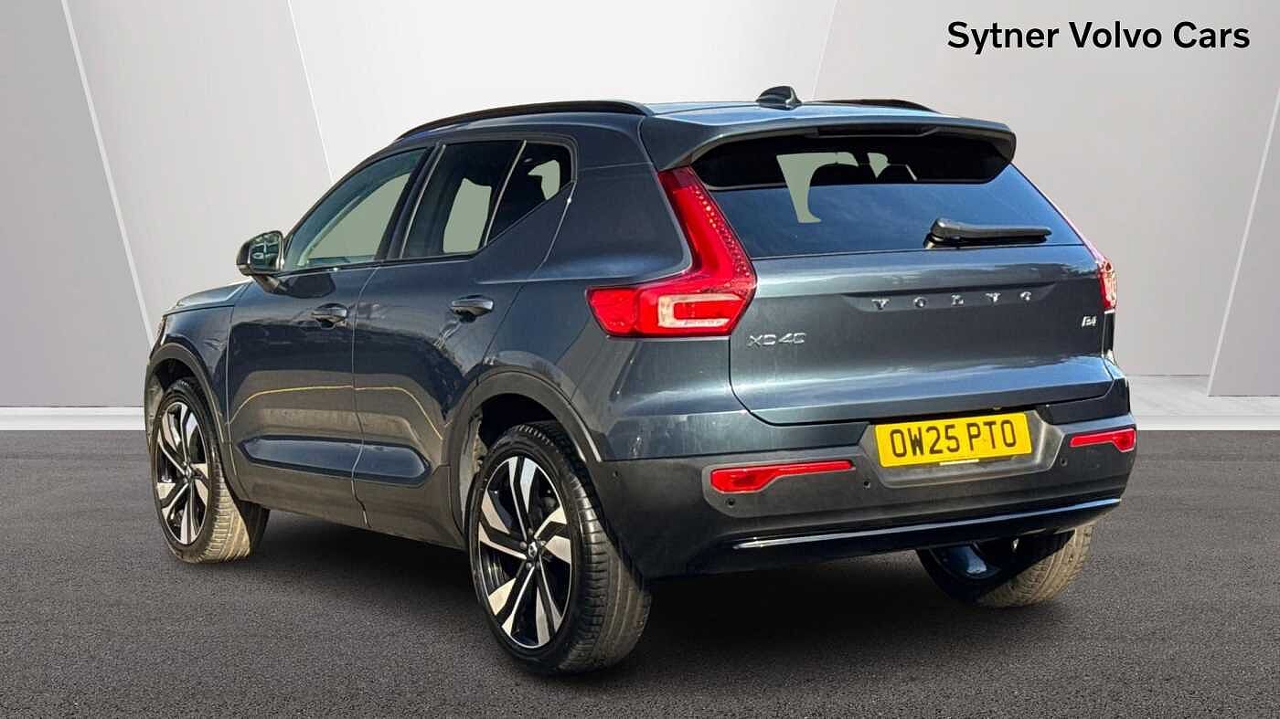 Used Volvo XC40 2025 for sale - 77888073: Photo 2