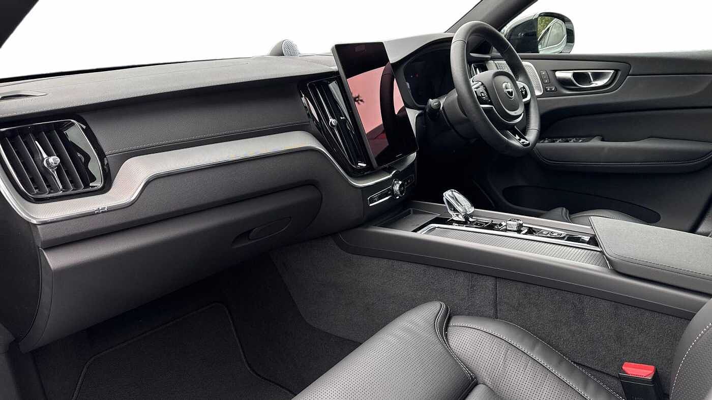 Used Volvo XC60 2025 for sale - 76678481: Photo 4