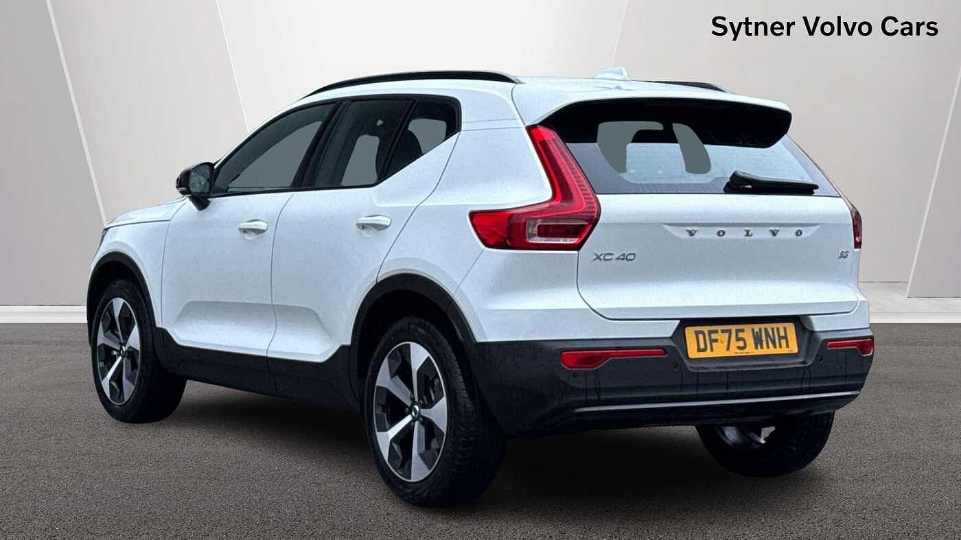 Used Volvo XC40 2025 for sale - 77032516: Photo 2