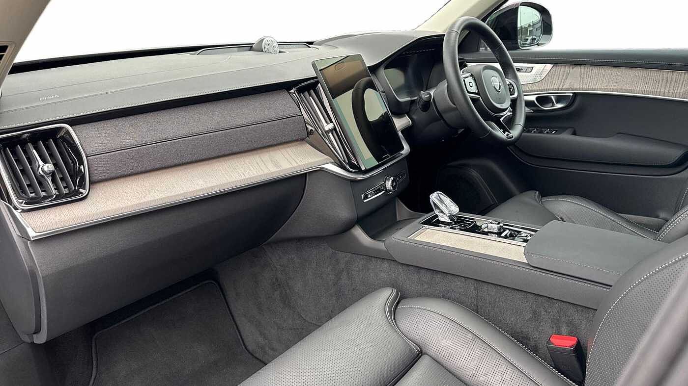 Used Volvo XC90 2025 for sale - 76679172: Photo 4