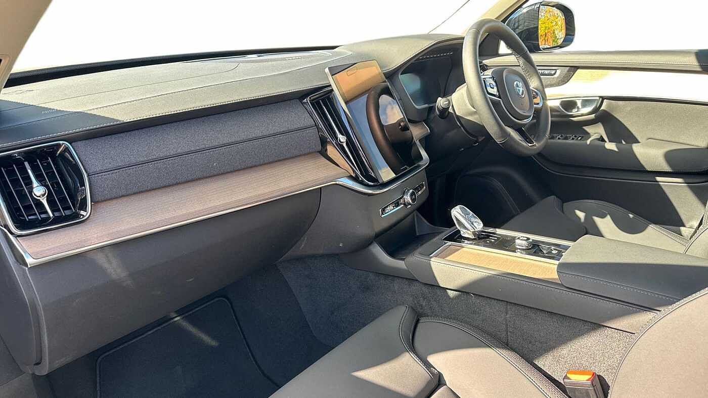 Used Volvo XC90 2025 for sale - 76679383: Photo 4