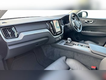 Used Volvo XC60 2025 for sale - 76680576: Photo