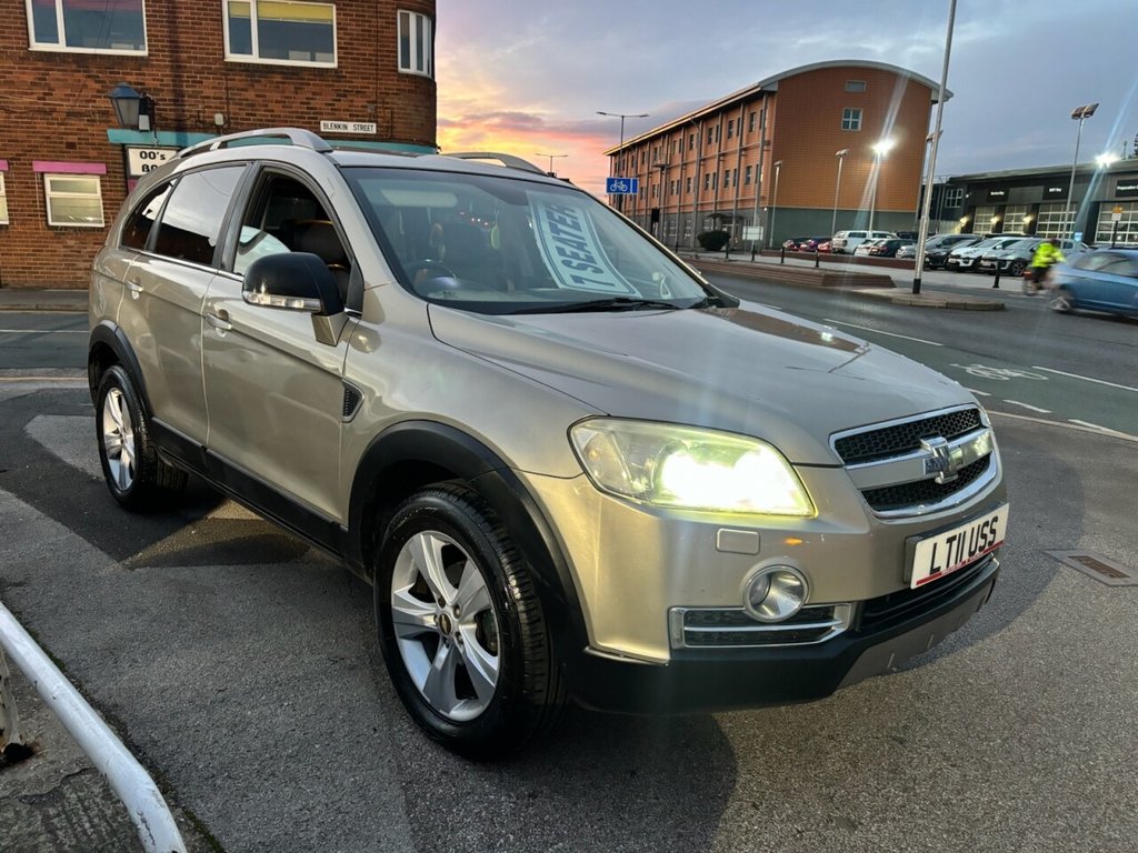 Used Chevrolet Captiva 2011 for sale - 76372569: Photo 3