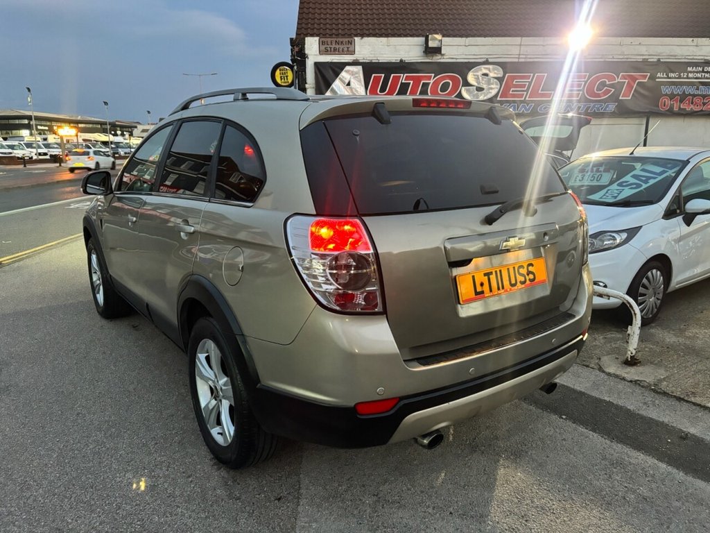 Used Chevrolet Captiva 2011 for sale - 76372569: Photo 7