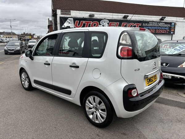 Used Citroen C3 Picasso 2013 for sale - 71668120: Photo 6