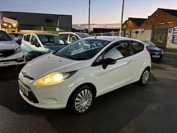 Used Ford Fiesta 2012 for sale - 77096511: Photo