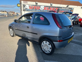 Used Vauxhall Corsa 2003 for sale - 78364128: Photo