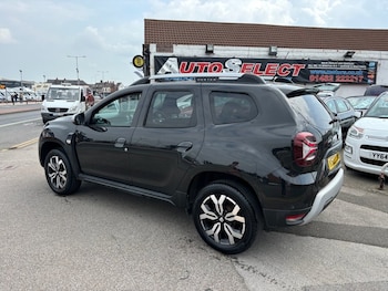 Used Dacia Duster 2022 for sale - 78536567: Photo