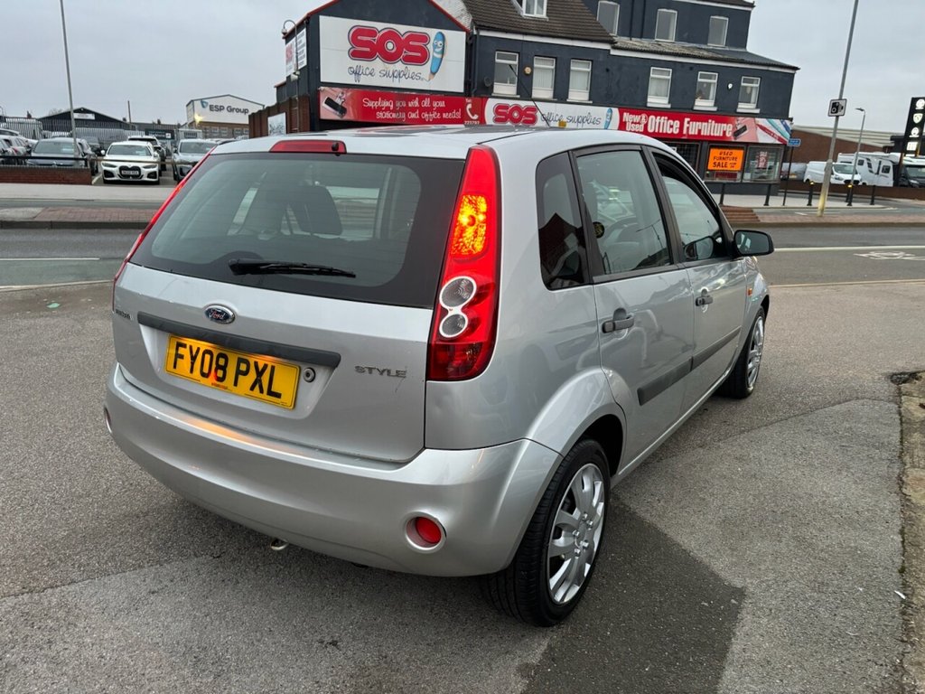 Used Ford Fiesta 2008 for sale - 76378504: Photo 8