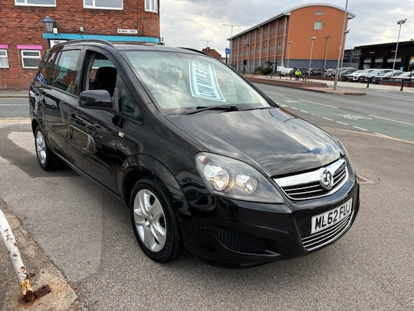 Used Vauxhall Zafira 2012 for sale - 75167509: Photo 2