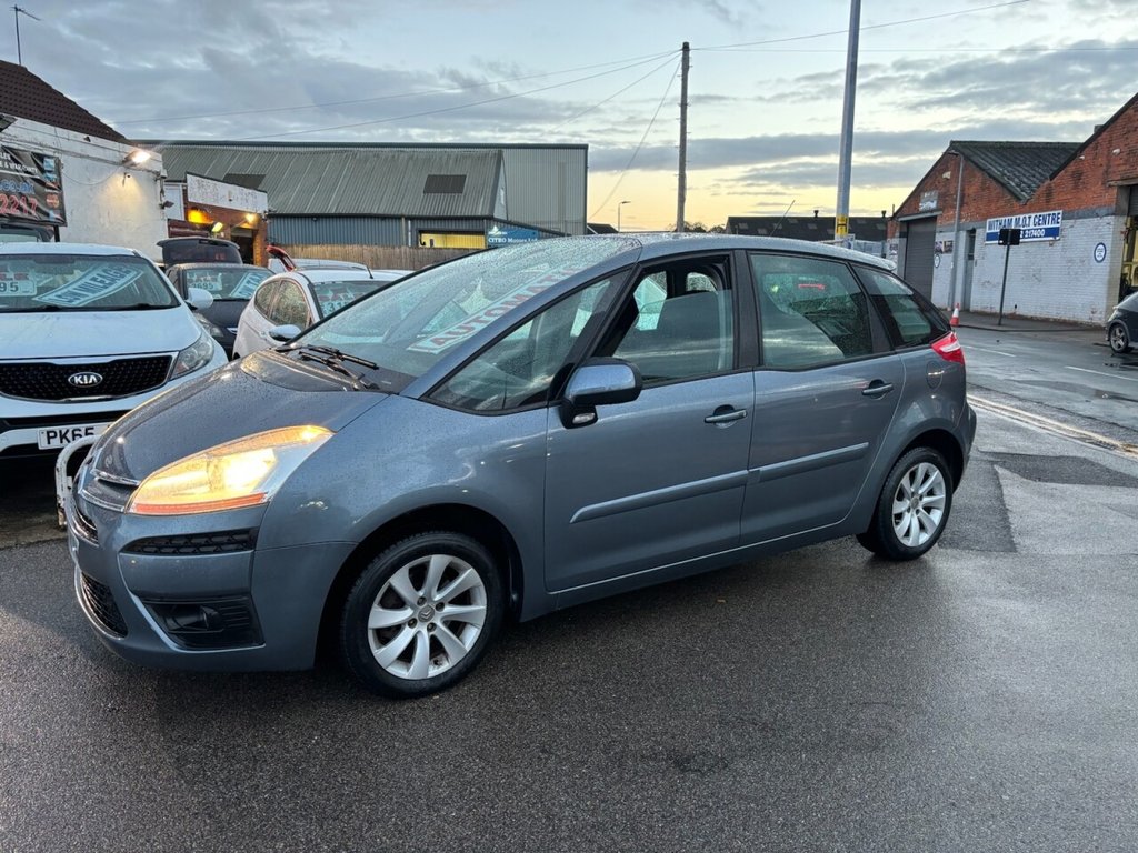 Used Citroen C4 Picasso 2010 for sale - 76434432: Photo 6