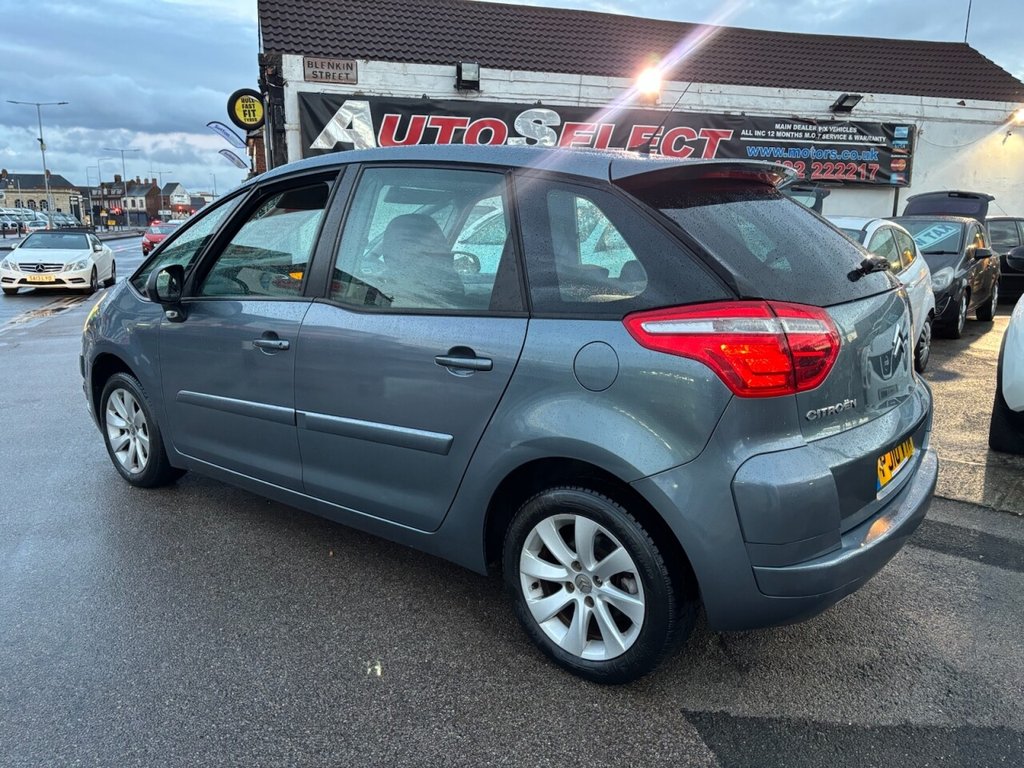 Used Citroen C4 Picasso 2010 for sale - 76434432: Photo 7