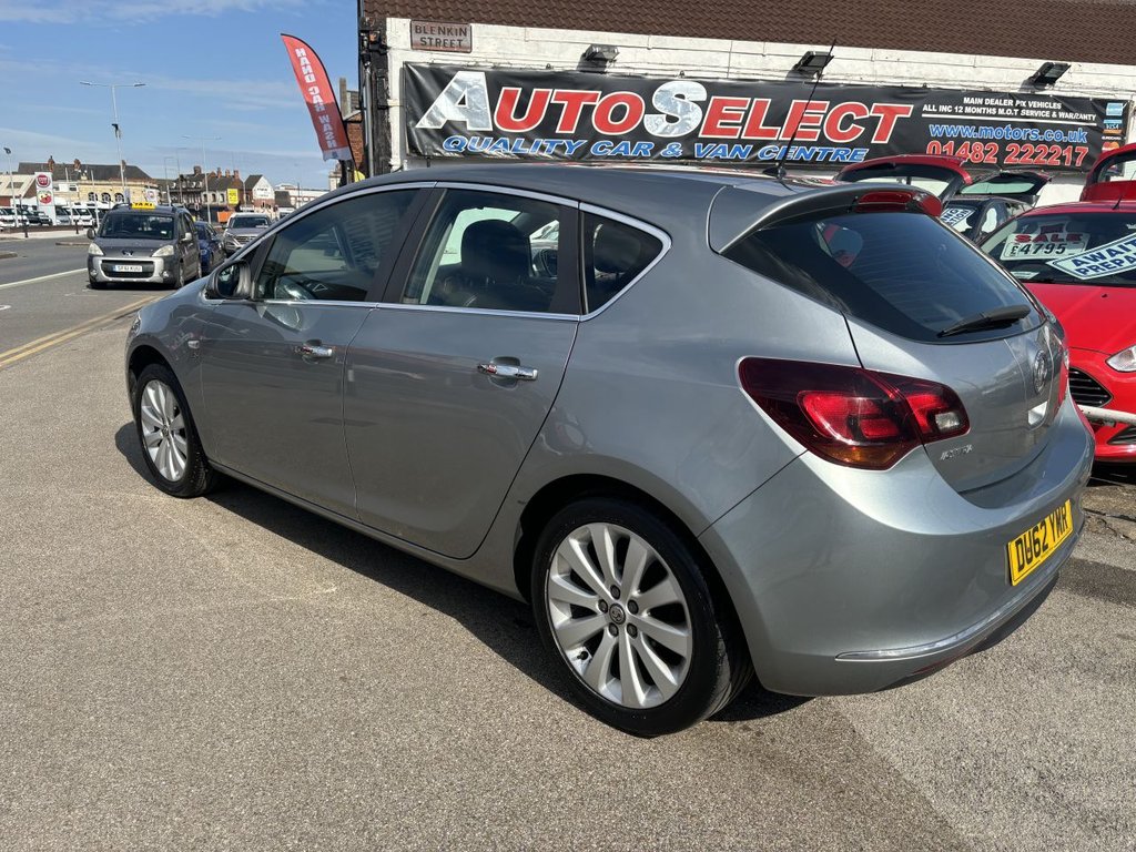 Used Vauxhall Astra 2012 for sale - 78030290: Photo 5