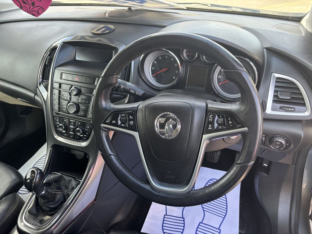 Used Vauxhall Astra 2012 for sale - 78030290: Photo 8