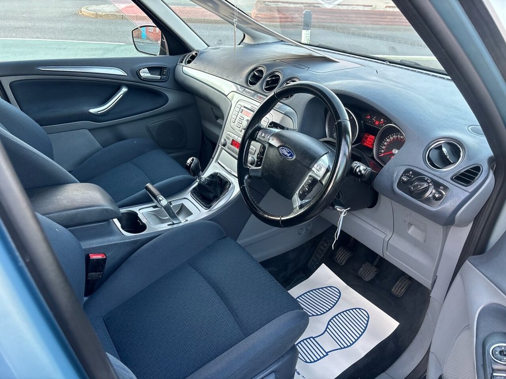 Used Ford S-Max 2009 for sale - 76376093: Photo 9