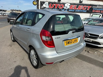 Used Mercedes-Benz A-Class 2010 for sale - 79409677: Photo