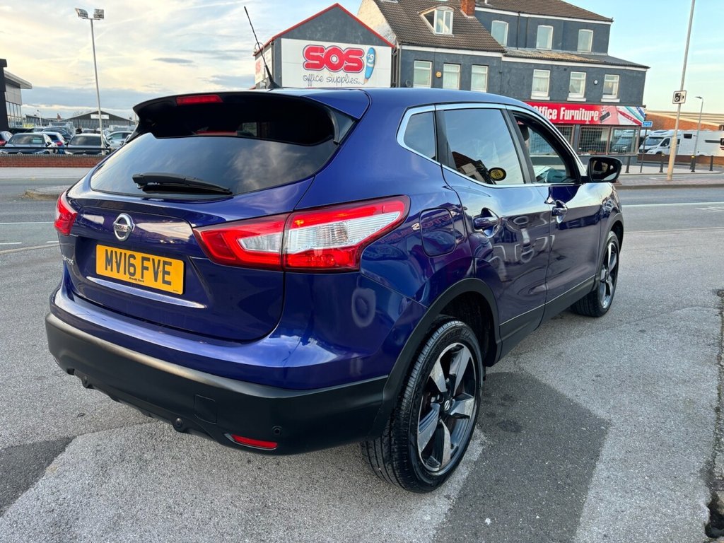 Used Nissan Qashqai 2016 for sale - 77627451: Photo 8