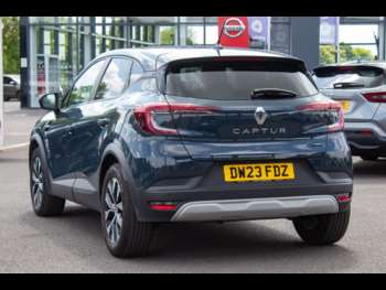 Used Renault Captur 2023 for sale - 74745045: Photo